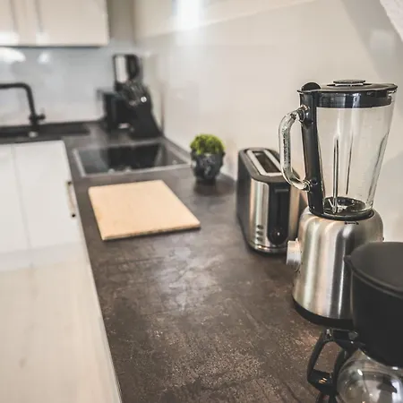 Exklusive Maisonette Am See, 5 Min Zur Sap, Smart Tv & Netflix - Wehome Premium Appartement