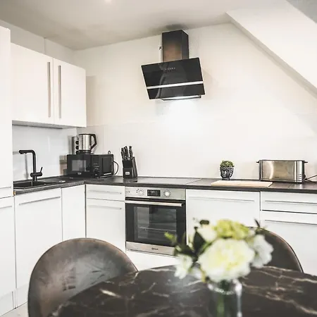 Exklusive Maisonette Am See, 5 Min Zur Sap, Smart Tv & Netflix - Wehome Premium Sankt Leon-Rot