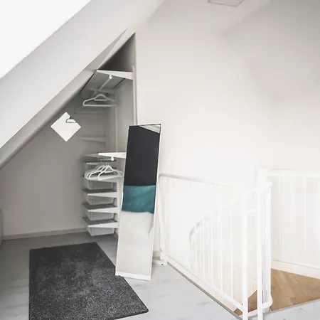 Exklusive Maisonette Am See, 5 Min Zur Sap, Smart Tv & Netflix - Wehome Premium * Sankt Leon-Rot