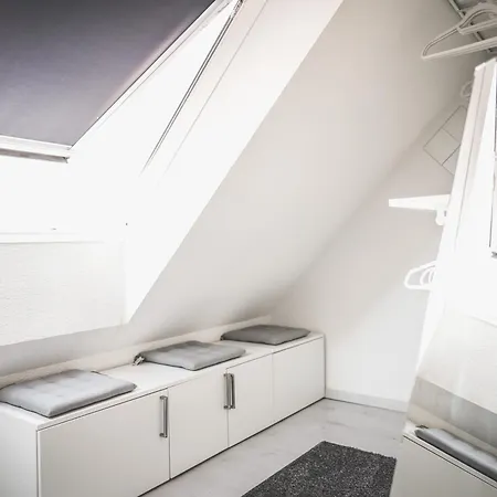 Appartement Exklusive Maisonette Am See, 5 Min Zur Sap, Smart Tv & Netflix - Wehome Premium Sankt Leon-Rot